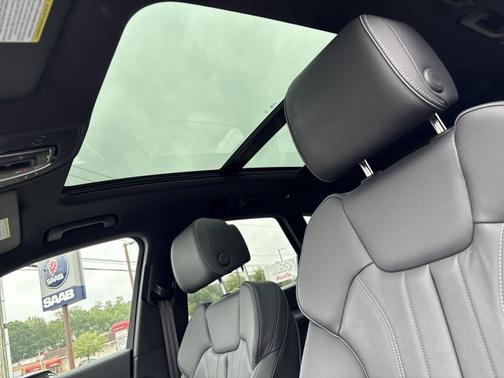 2025 Audi Q5 S line Premium