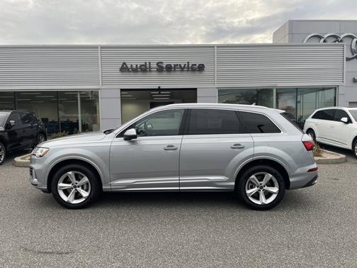 2023 Audi Q7 Premium