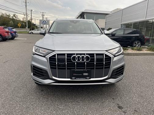 2023 Audi Q7 Premium