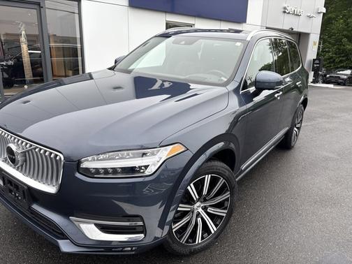 2022 Volvo XC90 Inscription