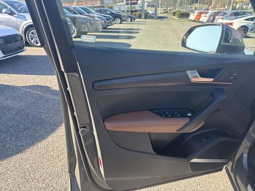 2023 Audi Q5 S line Premium Plus