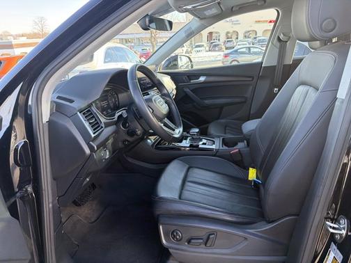 2023 Audi Q5 S line Premium Plus