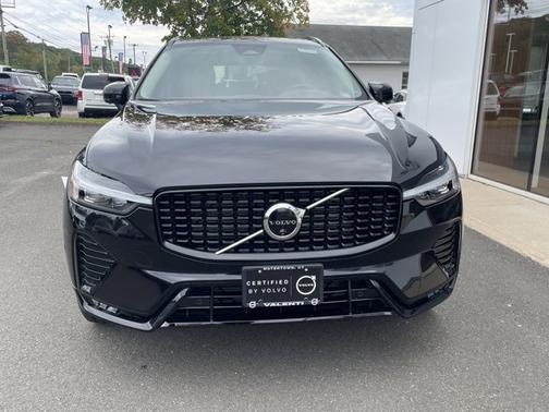 2025 Volvo XC60 Plus