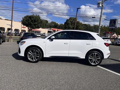 2025 Audi Q3 S line Premium