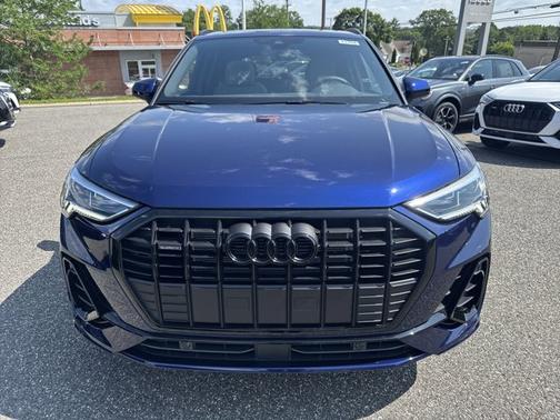 2025 Audi Q3 S line Premium