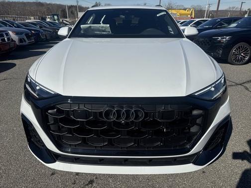 2026 Audi Q8 Premium Plus