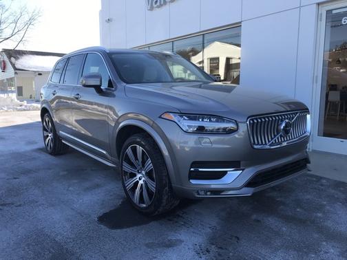 Photo 1 of 32 of 2021 Volvo XC90 Inscription