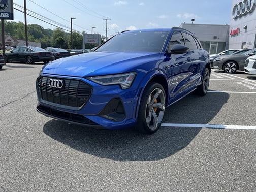 2023 Audi e-tron S Prestige