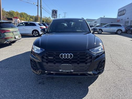 2025 Audi Q5 S line Premium