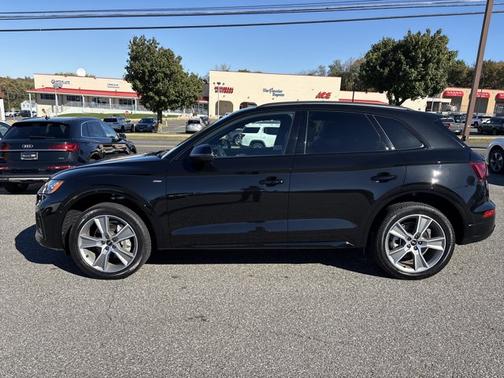 2025 Audi Q5 S line Premium