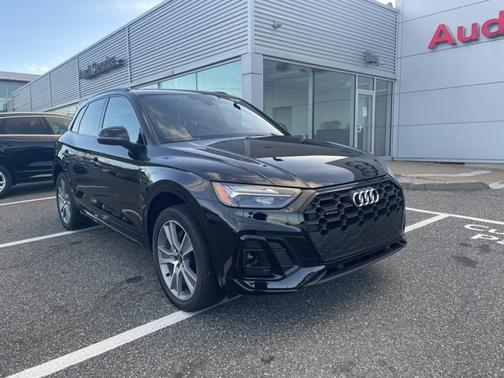 2025 Audi Q5 S line Premium