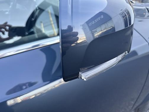 2026 Volvo XC90 Plus