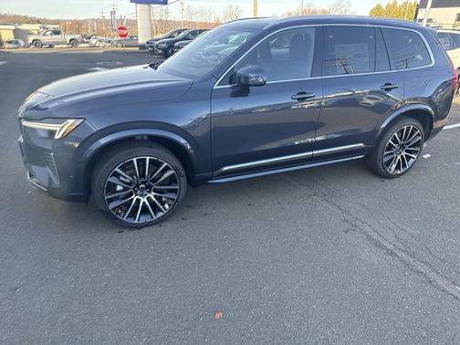 2026 Volvo XC90 Plus