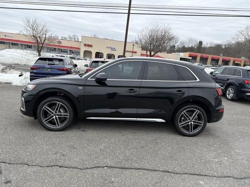 2023 Audi Q5 S line Premium Plus