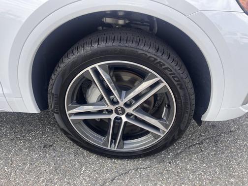 2025 Audi Q5 S line Premium