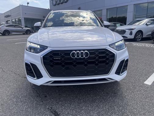 2025 Audi Q5 S line Premium