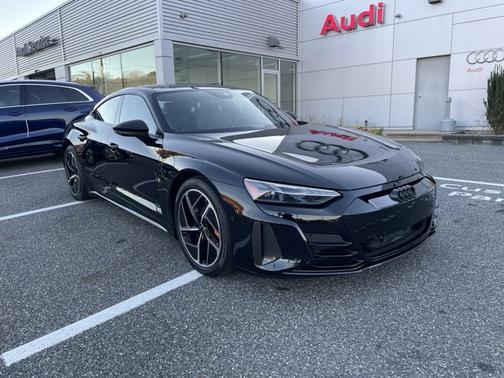 2023 Audi RS e-tron GT 4DR QTRO