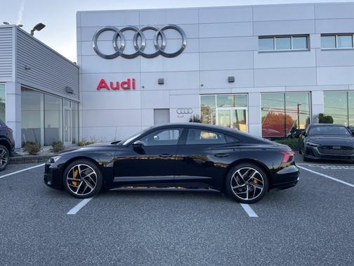 2023 Audi RS e-tron GT 4DR QTRO