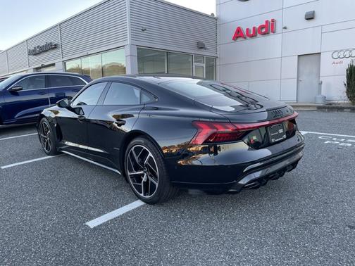 2023 Audi RS e-tron GT 4DR QTRO