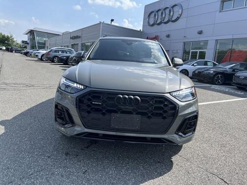 2024 Audi Q5 S line Prestige