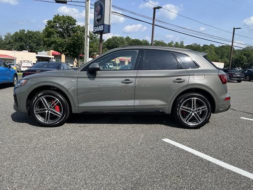 2024 Audi Q5 S line Prestige