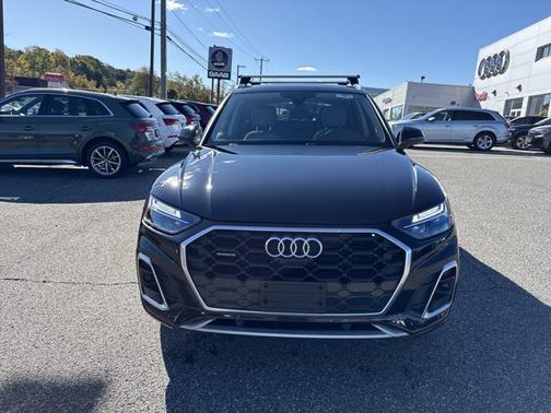 2023 Audi Q5 S line Premium Plus