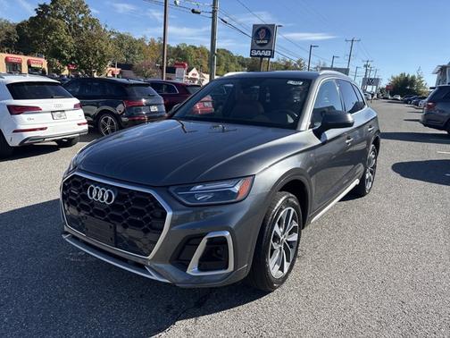 2023 Audi Q5 S line Premium Plus
