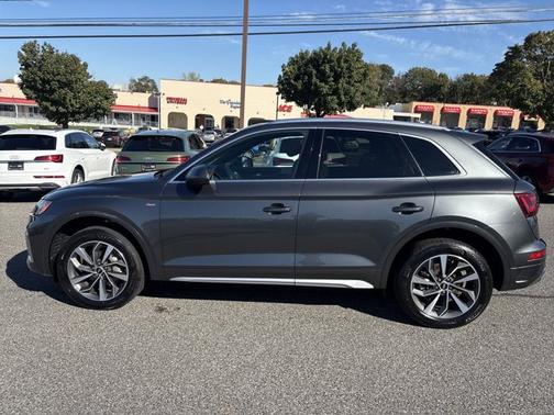 2023 Audi Q5 S line Premium Plus