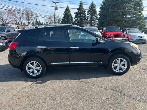 Super Black 2011 Nissan Rogue SV