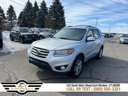 2012 Hyundai SANTA FE SE