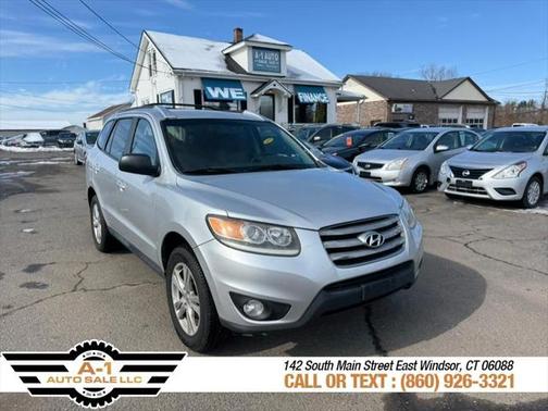 2012 Hyundai SANTA FE SE