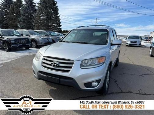 2012 Hyundai SANTA FE SE