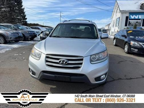 2012 Hyundai SANTA FE SE