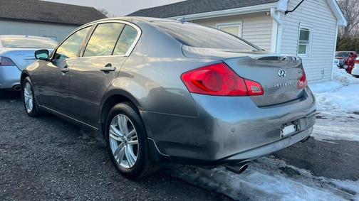 2011 INFINITI G37x Base