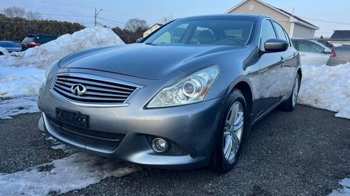 2011 INFINITI G37x Base