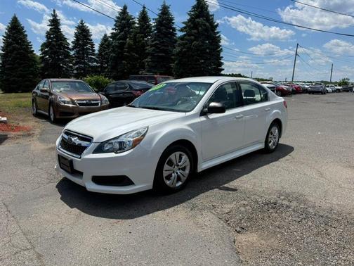 Satin White Pearl 2013 Subaru Legacy Base