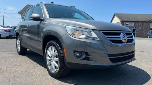 2011 Volkswagen Tiguan SE