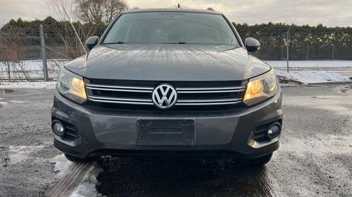 2012 Volkswagen Tiguan SE