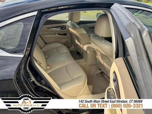 2011 INFINITI M37x Base