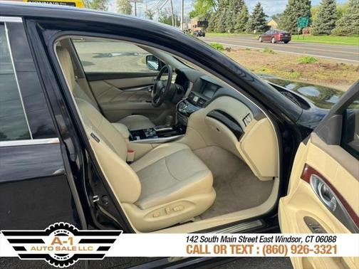 2011 INFINITI M37x Base