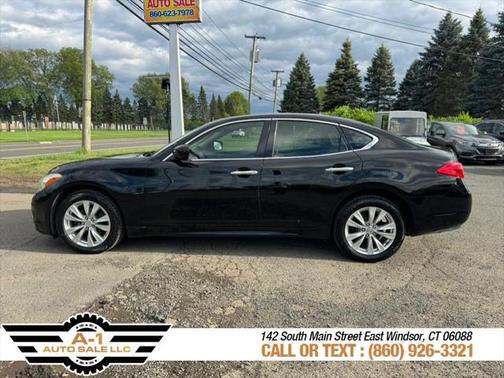 2011 INFINITI M37x Base