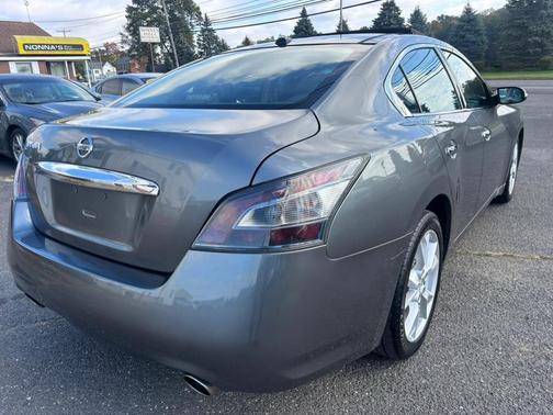 2014 Nissan Maxima SV