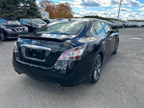2014 Nissan Maxima SV