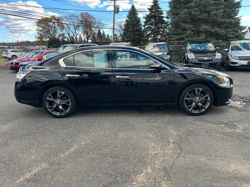 2014 Nissan Maxima SV