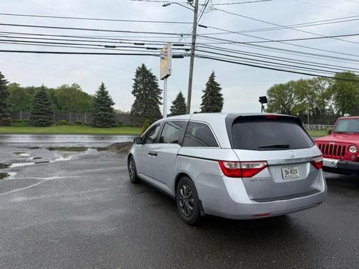 Alabaster Silver Metallic 2012 Honda Odyssey LX