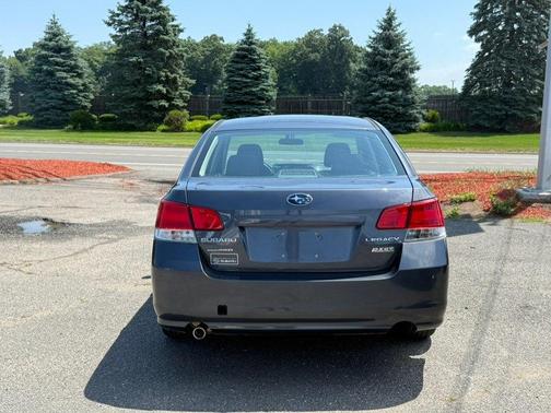 Carbide Gray Metallic 2014 Subaru Legacy Base