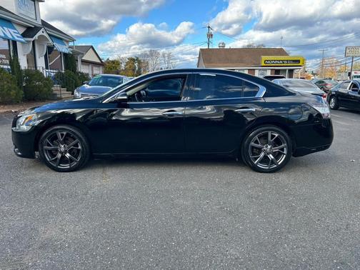 2014 Nissan Maxima SV