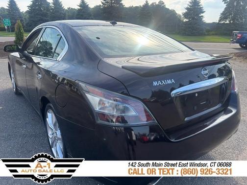 2012 Nissan Maxima SV
