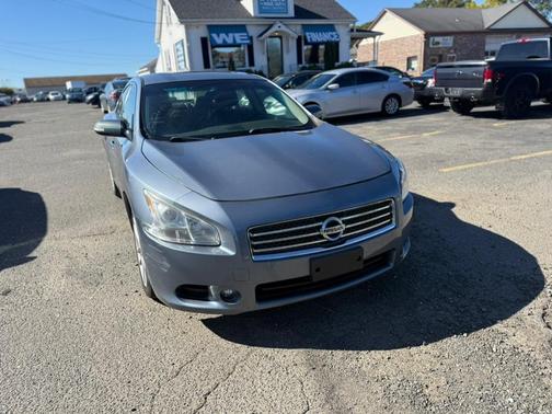 2011 Nissan Maxima SV