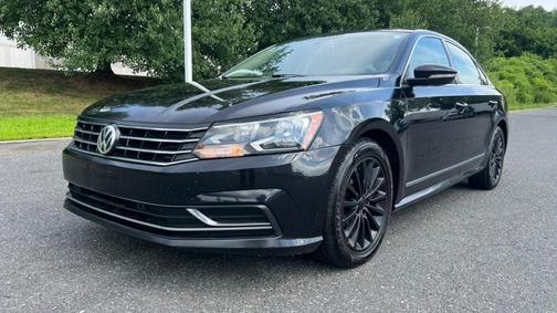 2017 Volkswagen Passat 1.8T SE